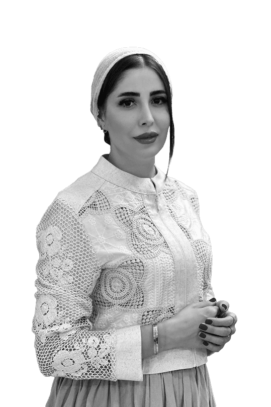 عکس میترا جلیلی در حال کوتاهی مو در آکادمی فولادشهر اصفهان - بهترین خدمات کوتاهی مو در اصفهان